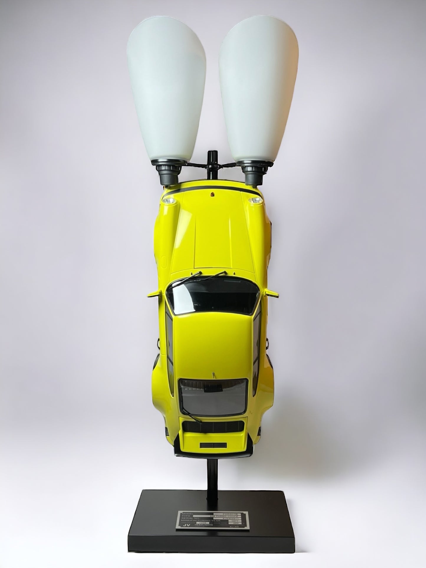 Porsche 930 - Racing yellow