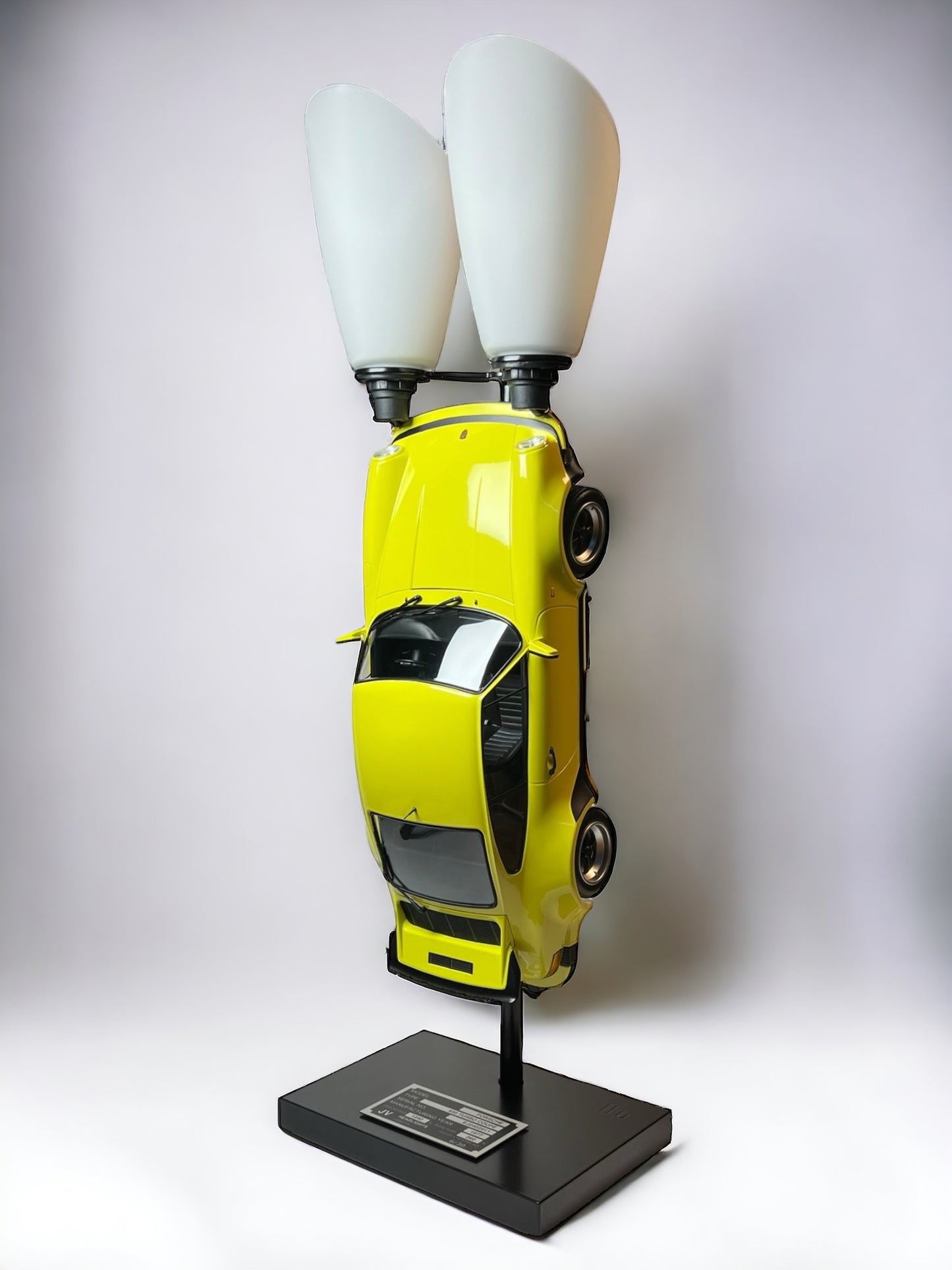 Porsche 930 - Racing yellow