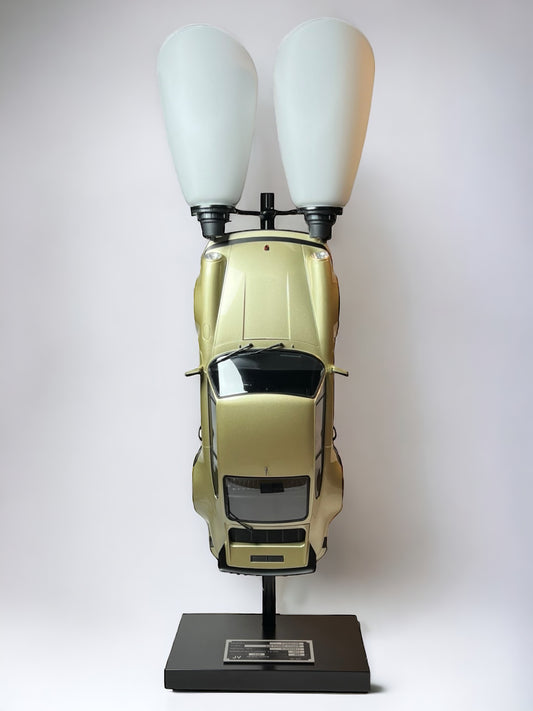 Porsche 930 - Gold
